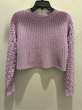 Dizzy Gal Cropped Crewneck Sweater in Lilac with Crochet Sleeves